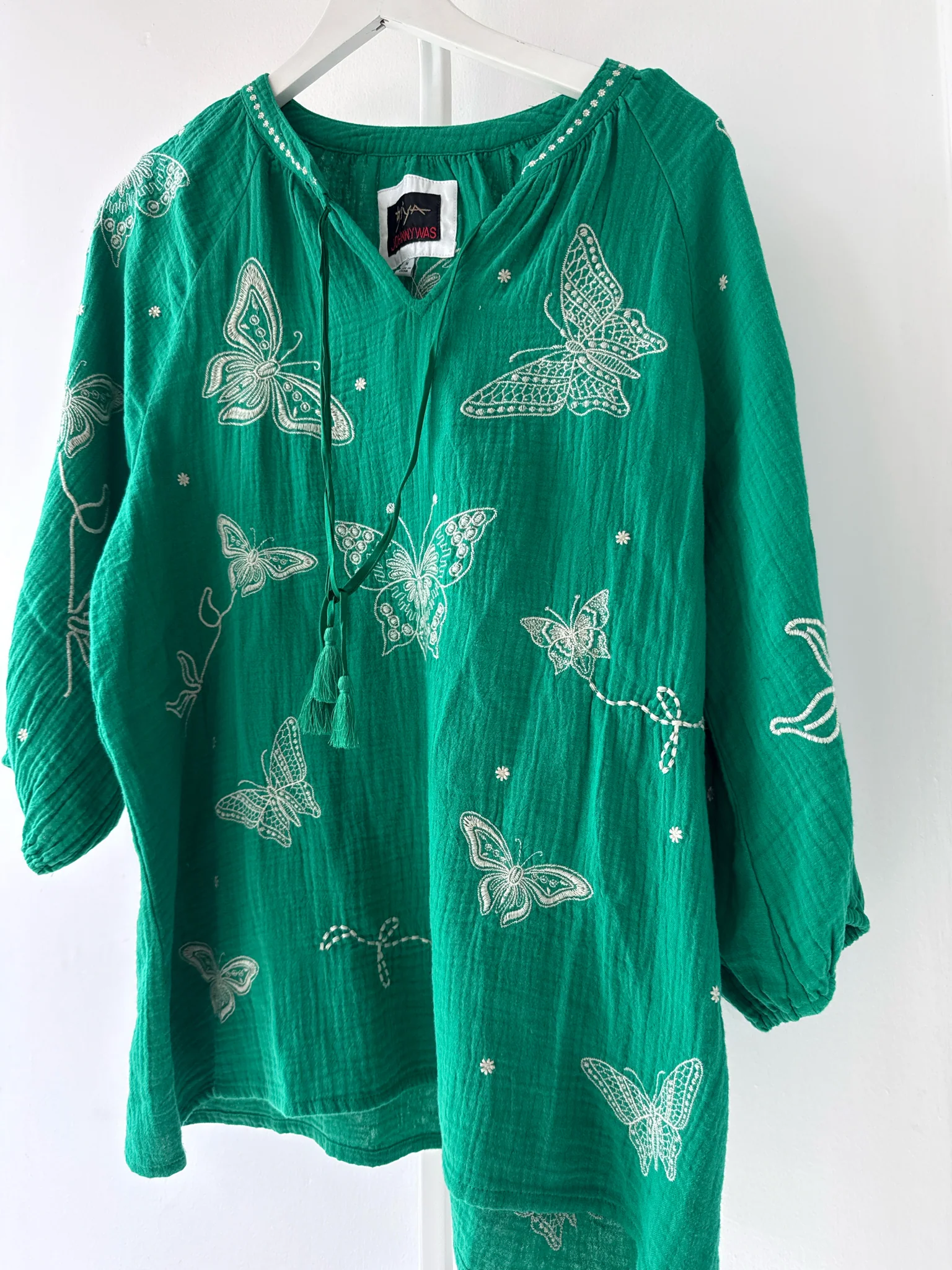 Biya Size M Shirts (Pre-owned)