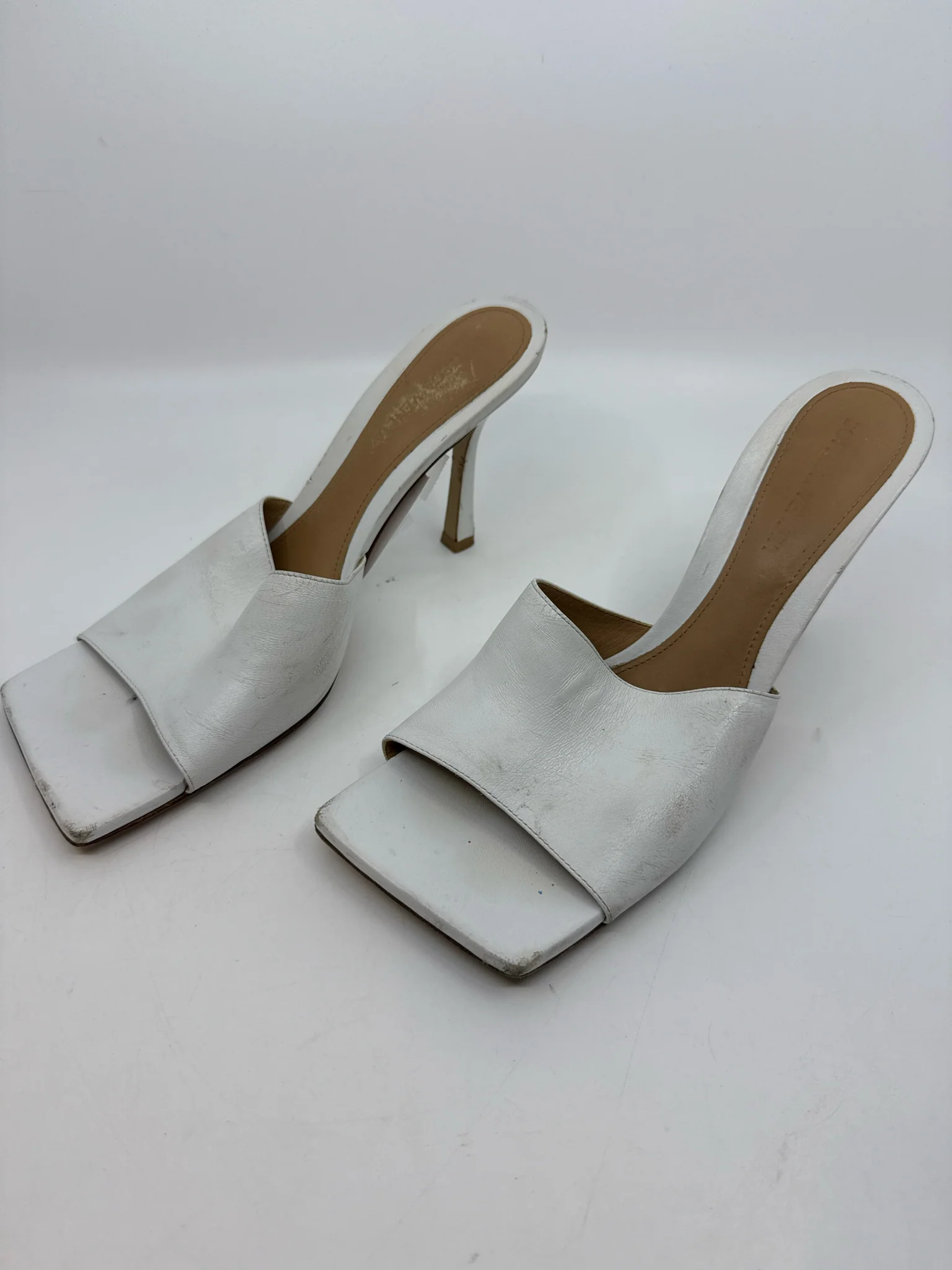 Bottega Veneta Size 39 Shoes (Pre-owned)