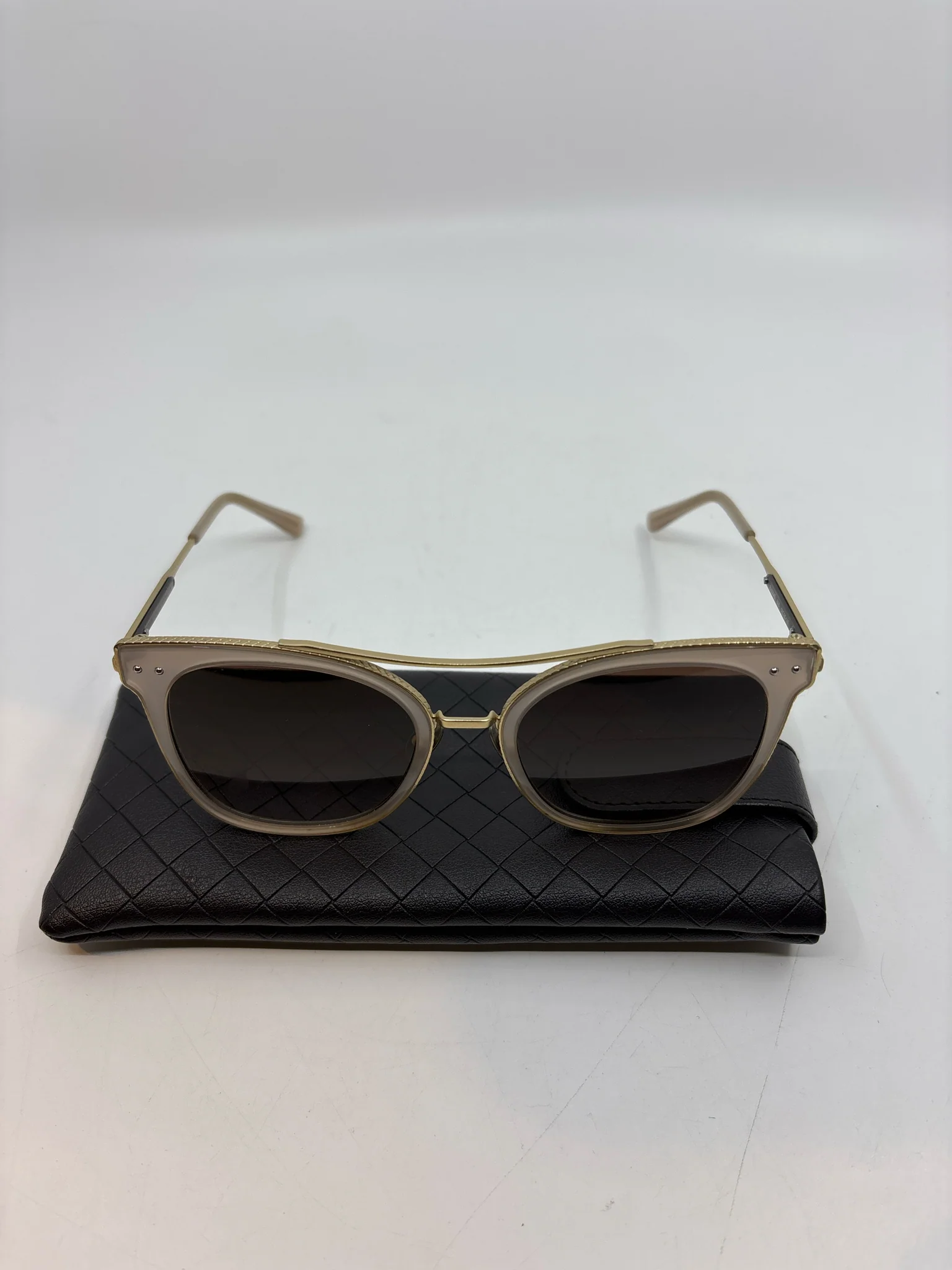 Bottega Veneta Sunglasses (Pre-owned)