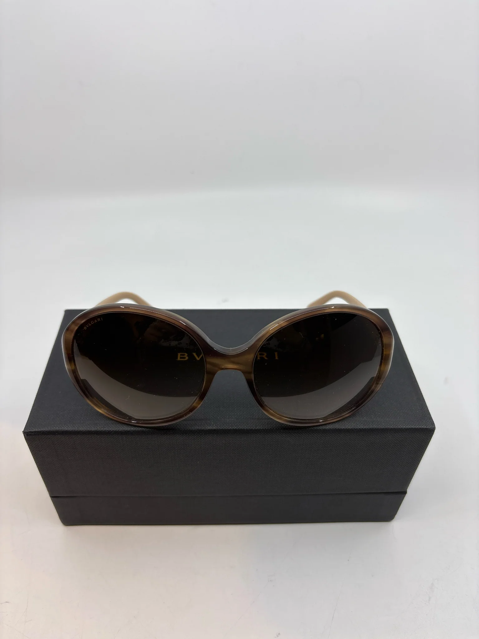 Bvlgari Sunglasses (Pre-owned)