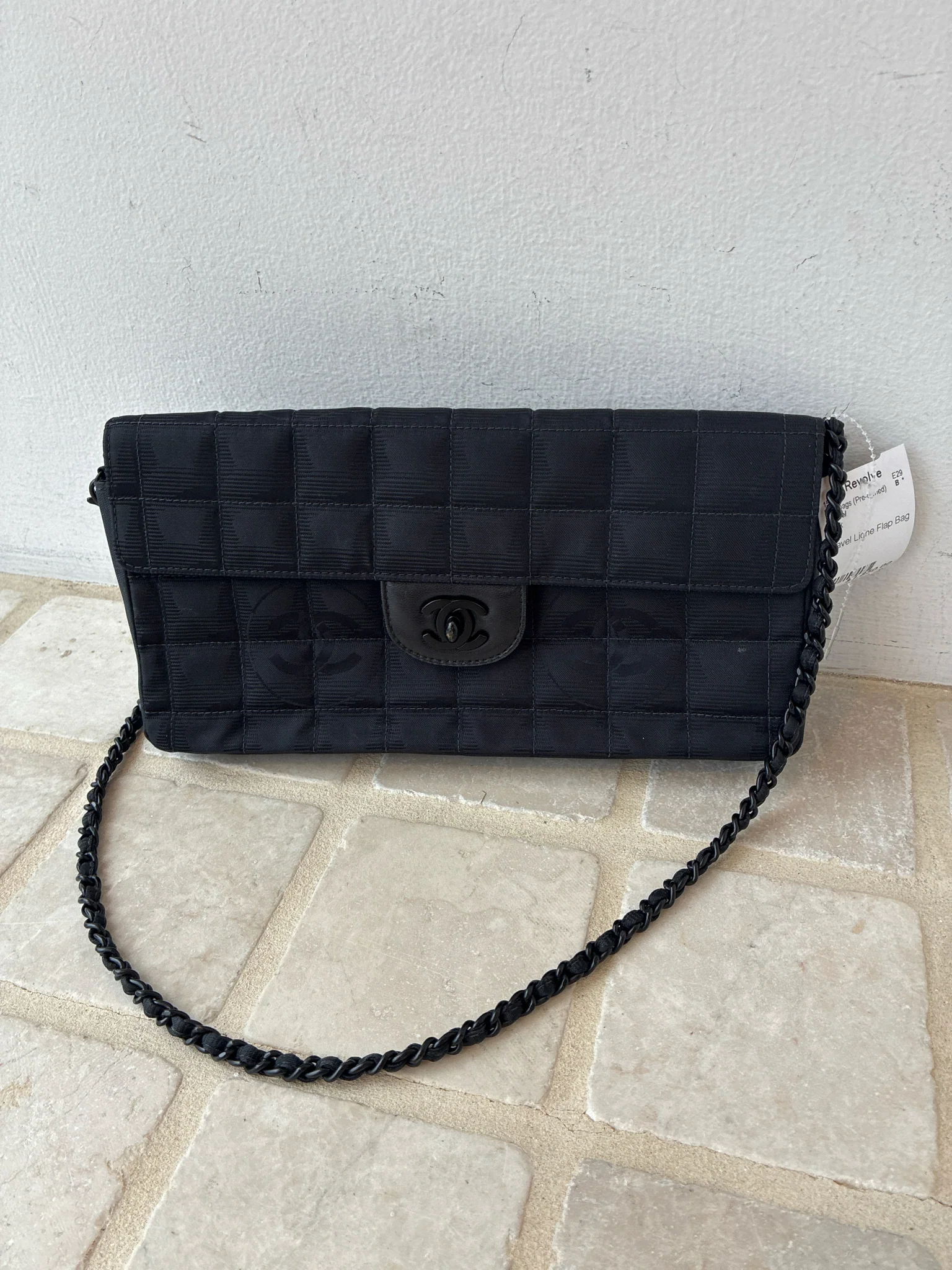 Chanel Handbags (Pre-owned)