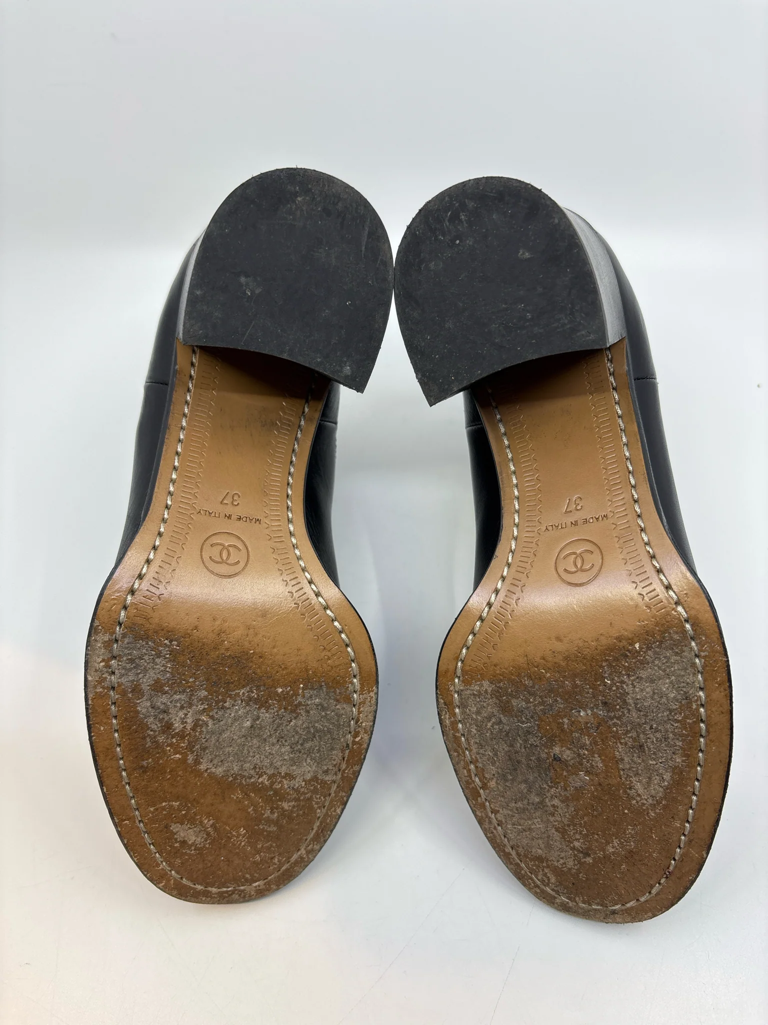 Chanel Size 37 Shoes (Pre-owned) - Image 2
