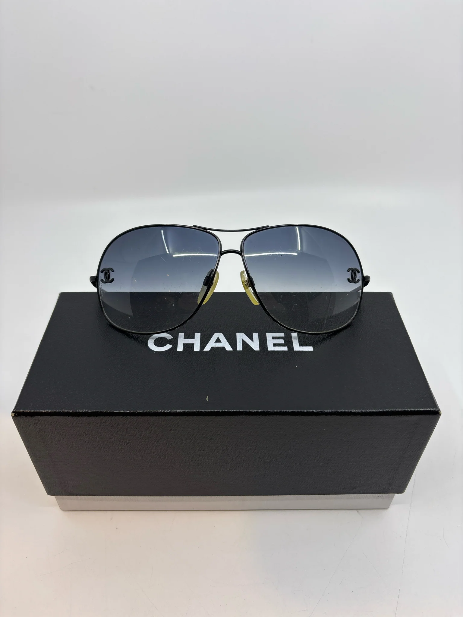 Chanel Sunglasses (Pre-owned)