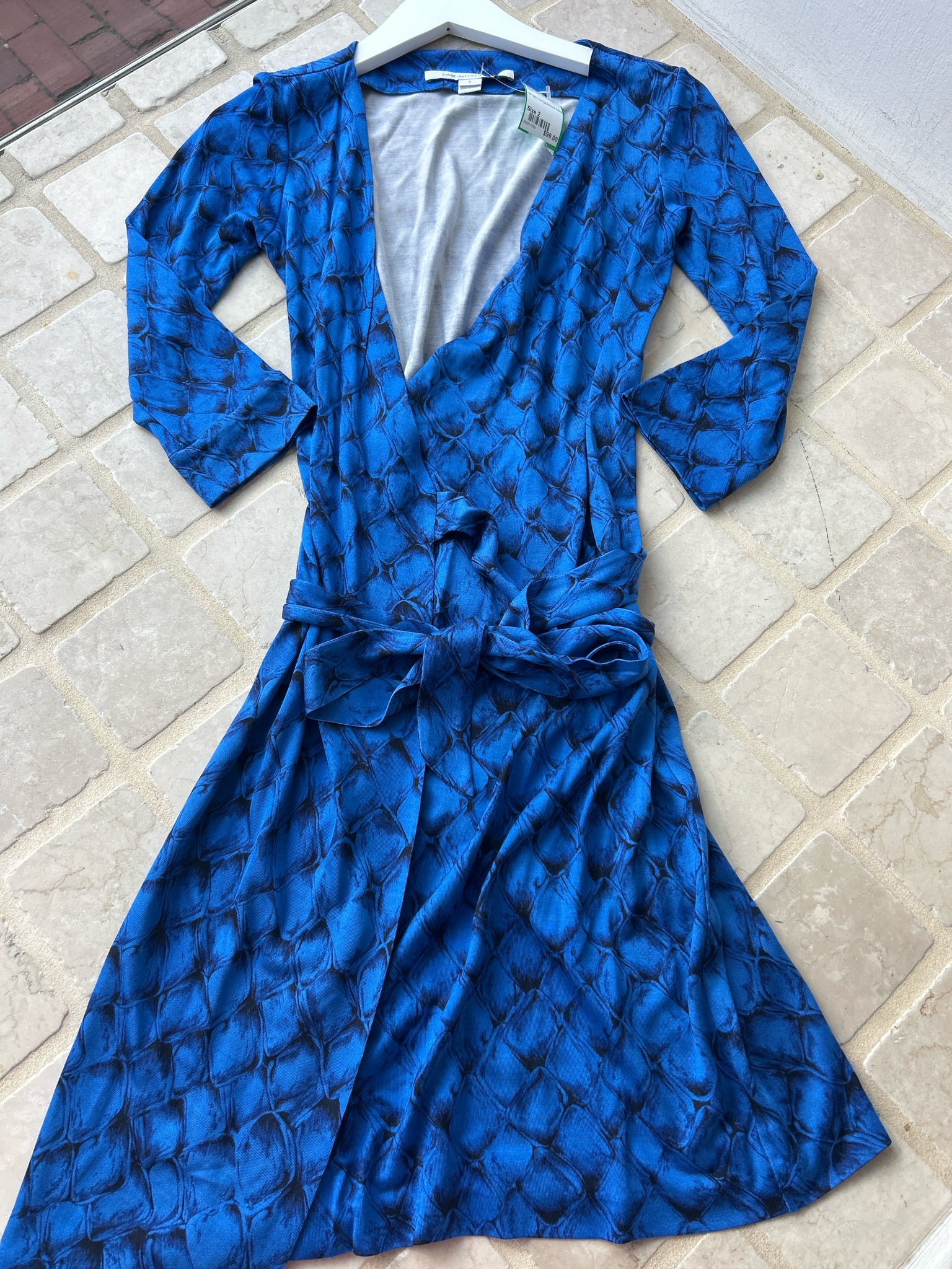 Diane VonFurstenberg Size 2 Dresses (Pre-owned)