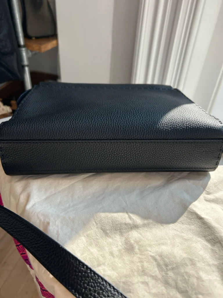 Fendi Handbags (Pre-owned) - Image 3