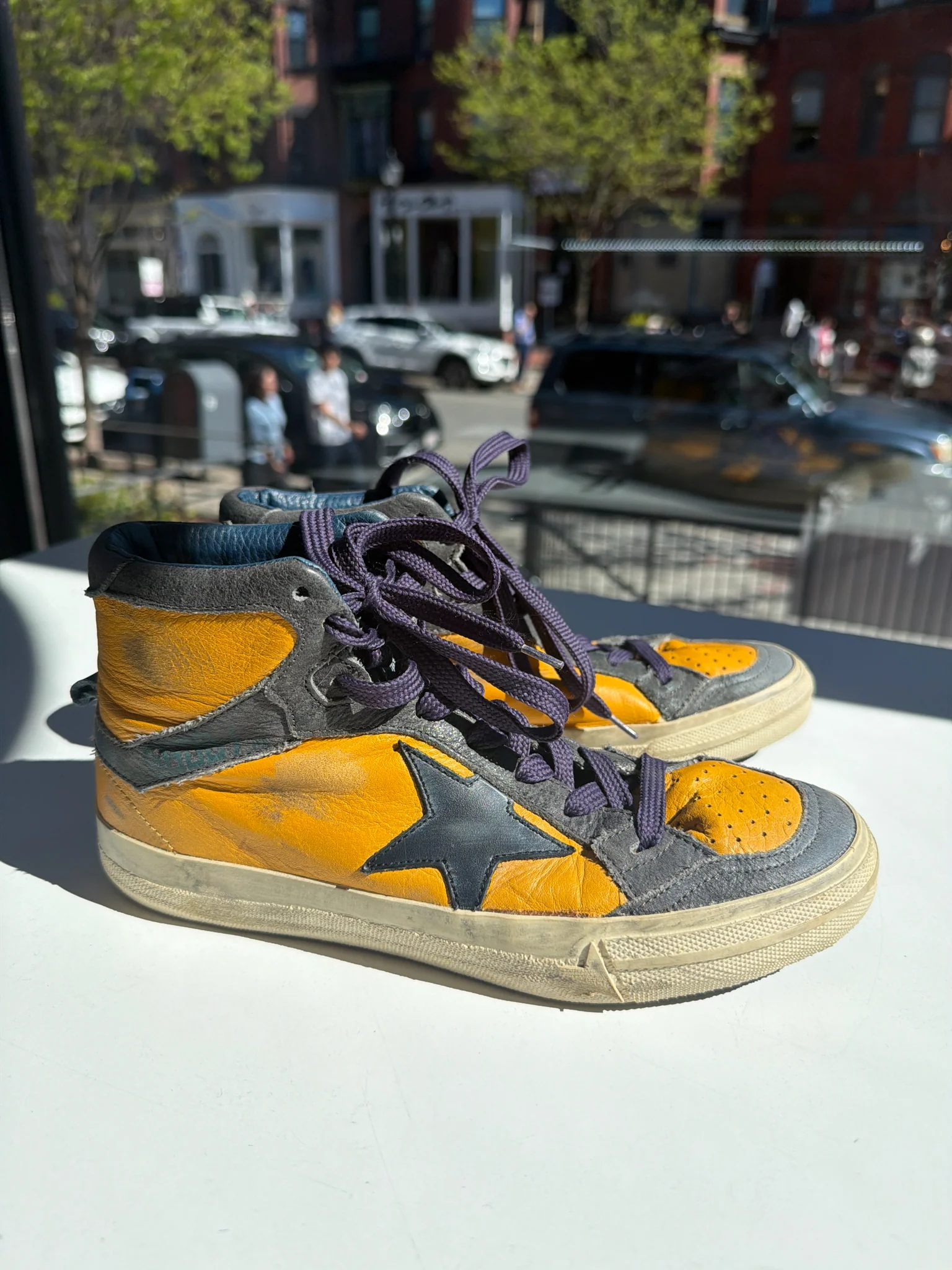 Golden Goose Size 37 Shoes (Pre-owned)