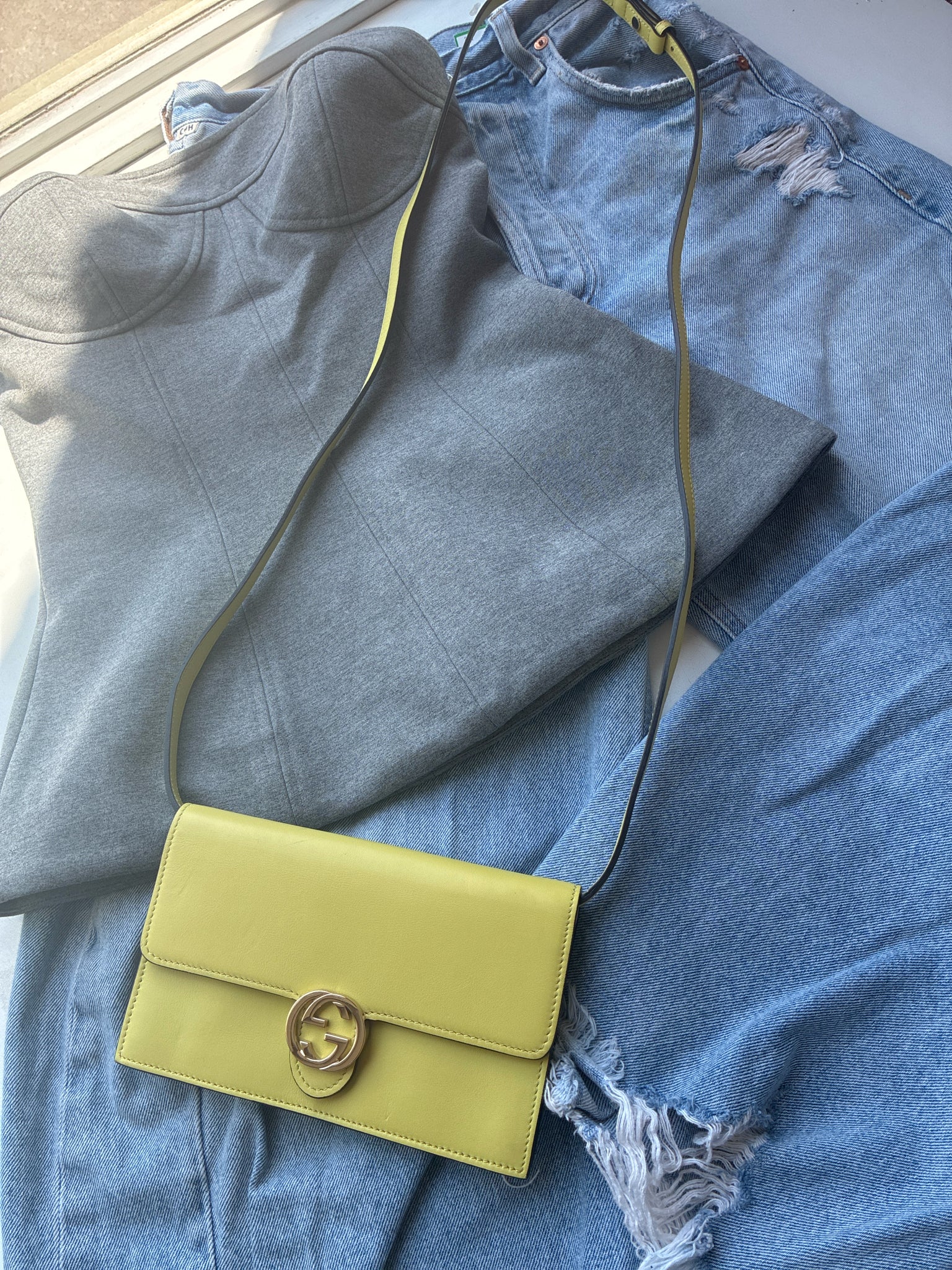Gucci Handbags (Pre-owned)