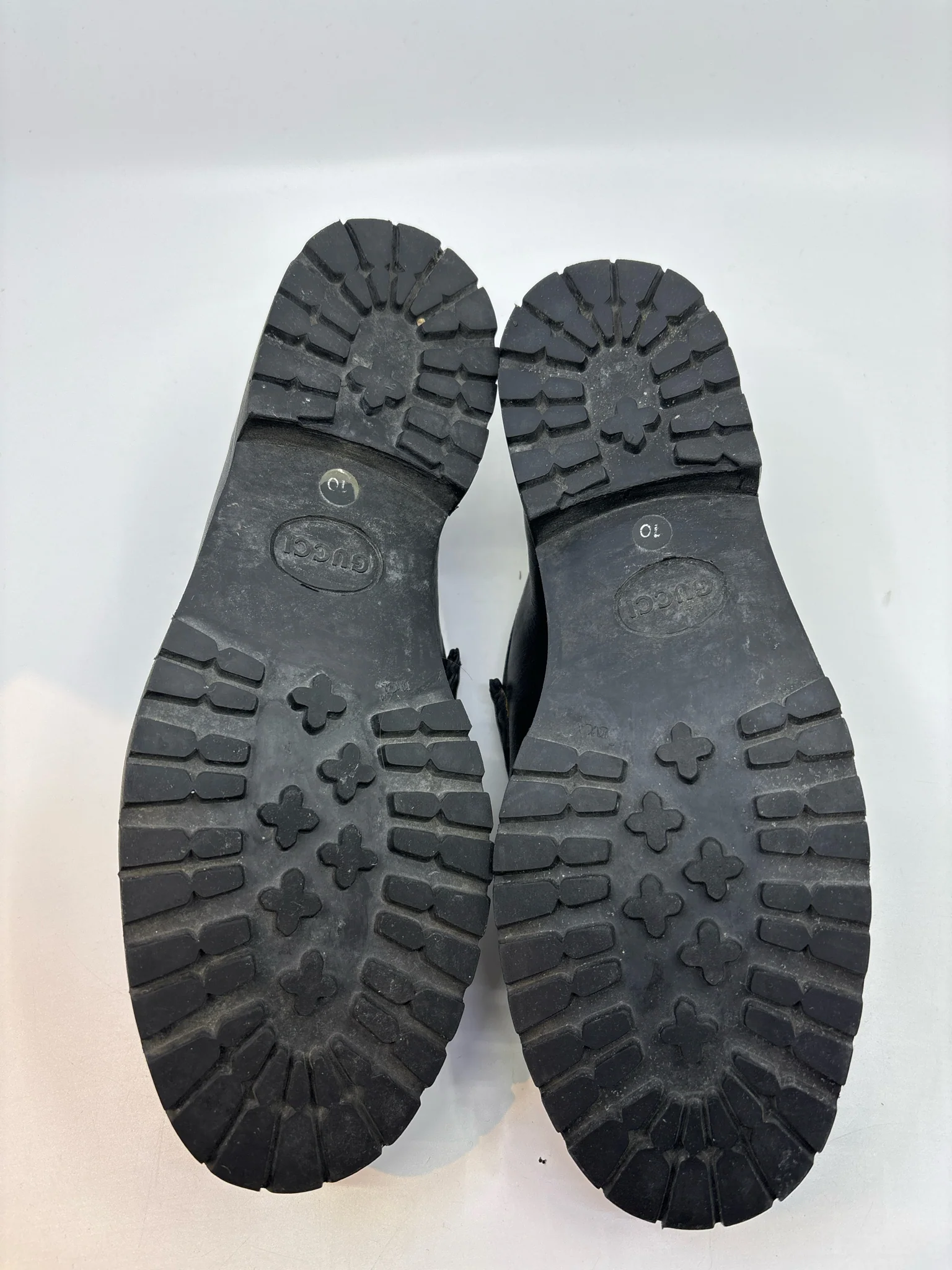 Gucci Size 10 Shoes (Pre-owned) - Image 2