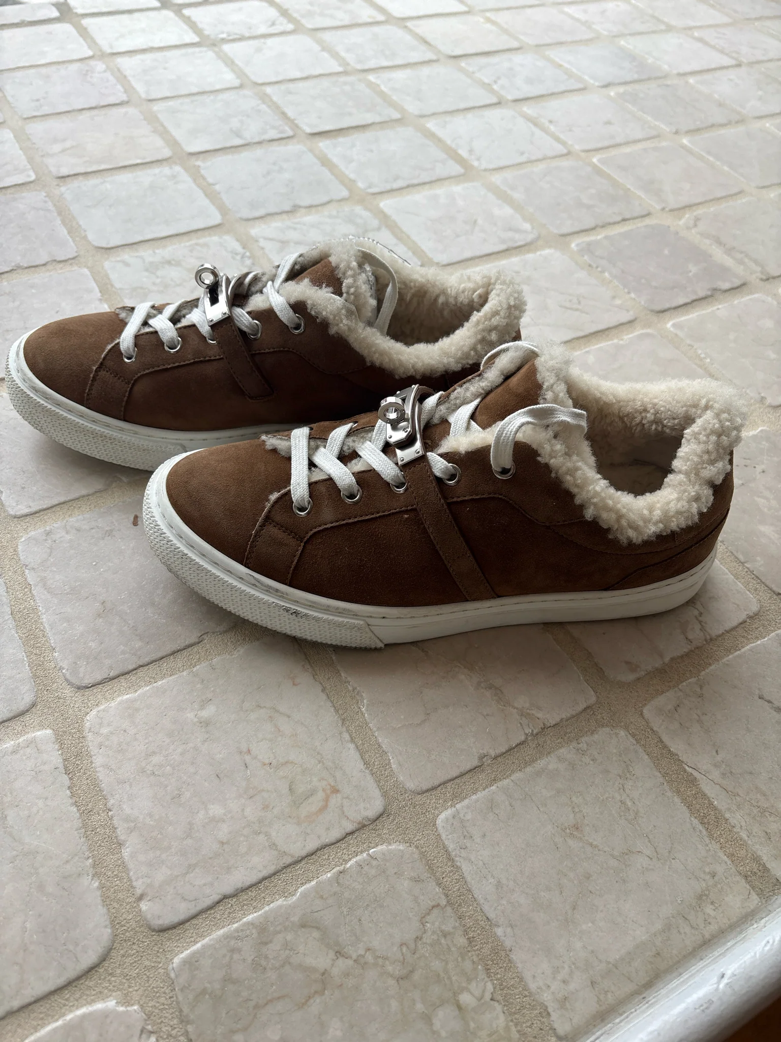 Hermes Size 39 Shoes (Pre-owned)