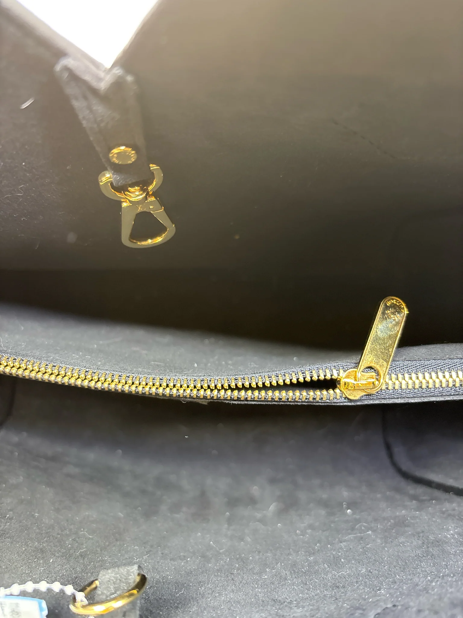 Louis Vuitton Handbags (Pre-owned) - Image 4