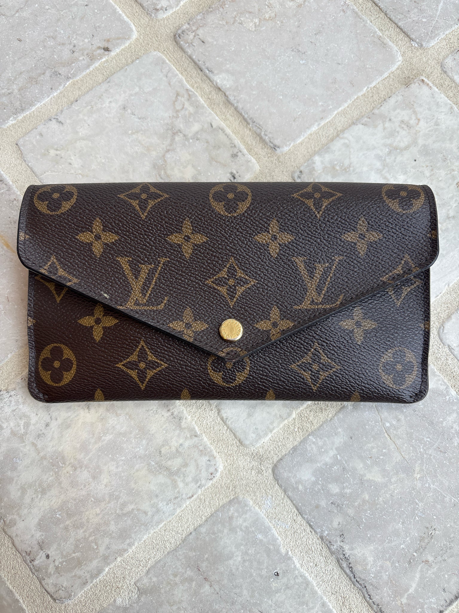 Louis Vuitton Handbags (Pre-owned)