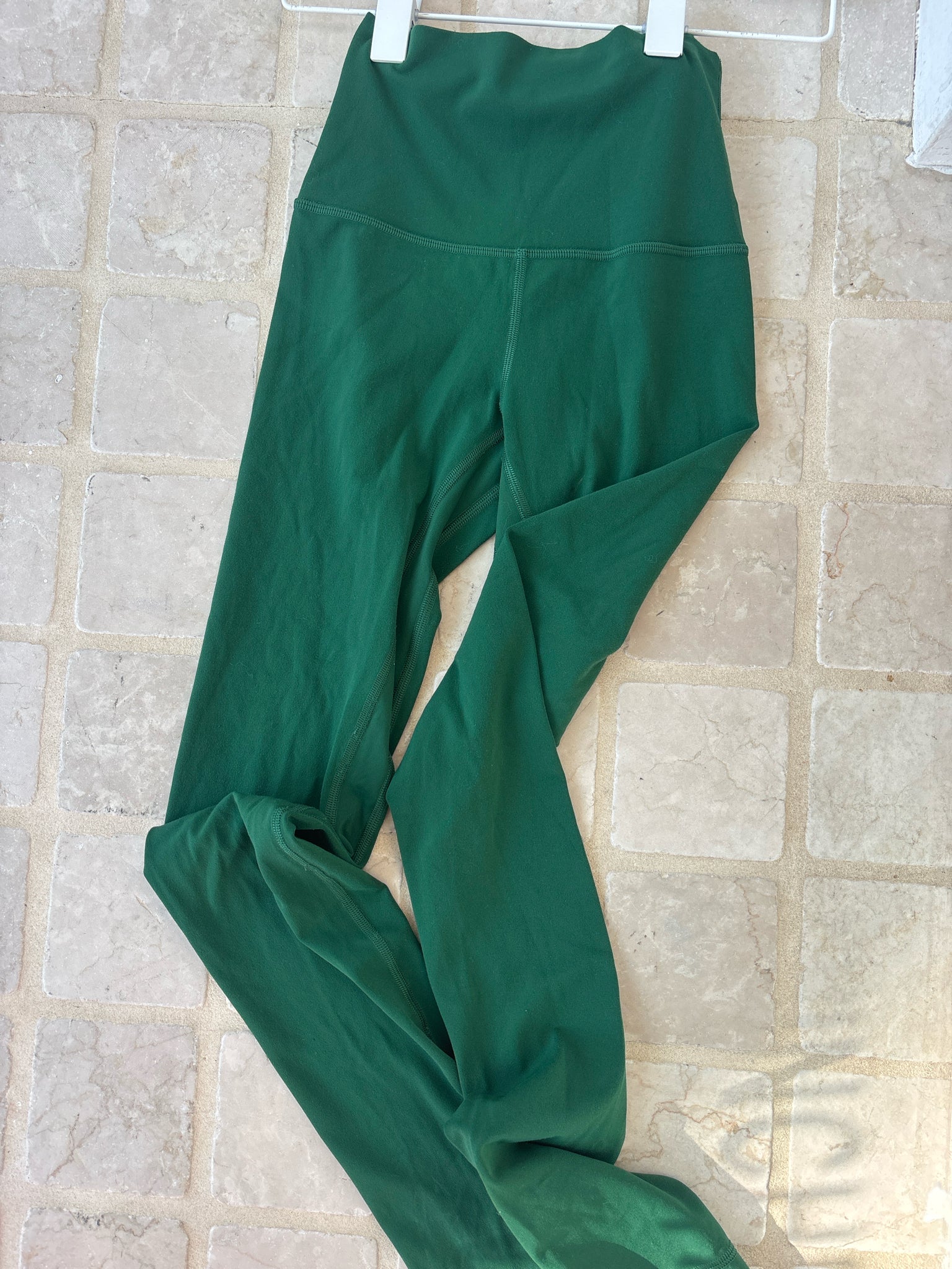 Lululemon 2 Activewear (Pre-owned)