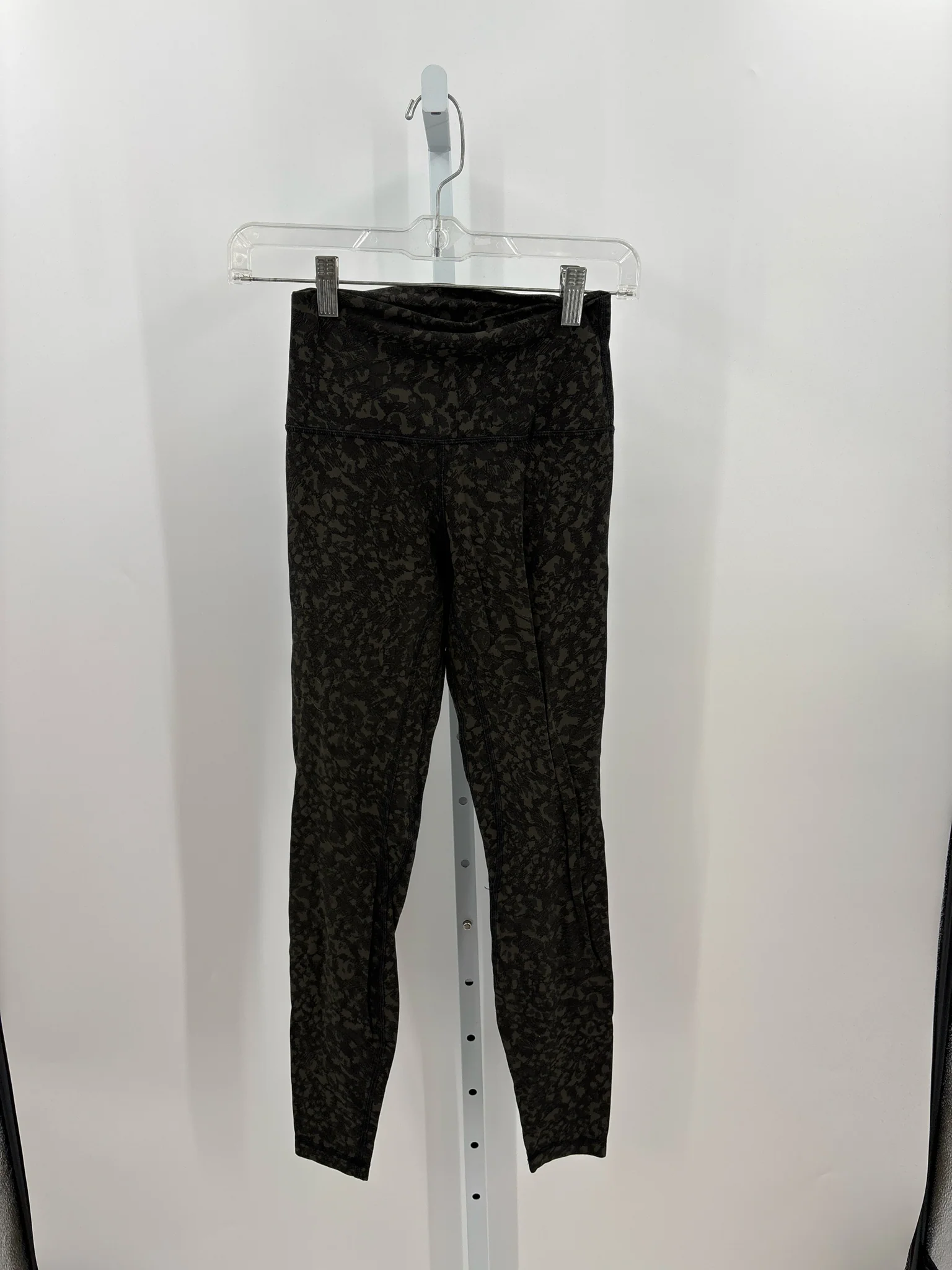Lululemon 4 Activewear (Pre-owned)