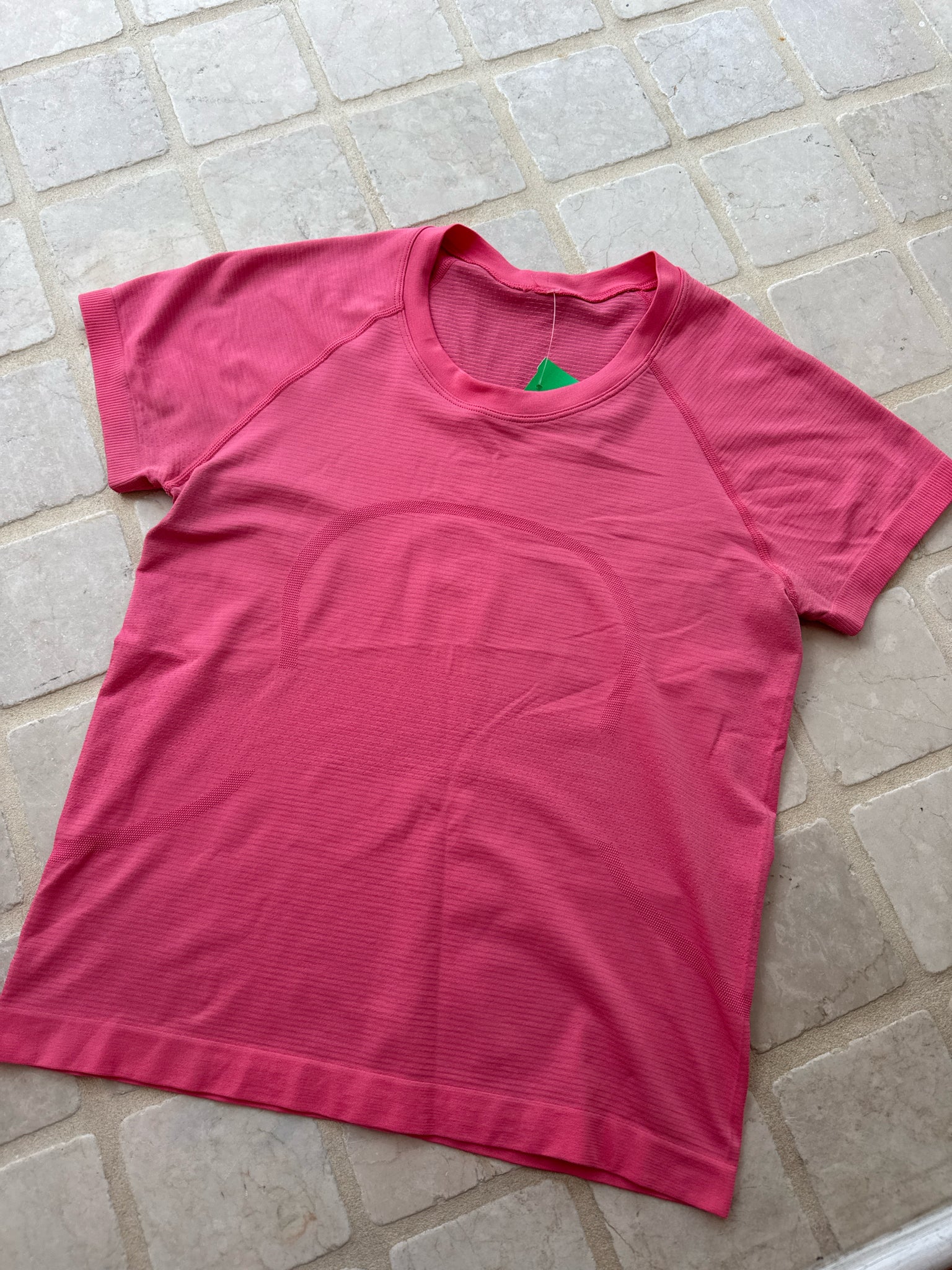 Lululemon 6 Activewear (Pre-owned)