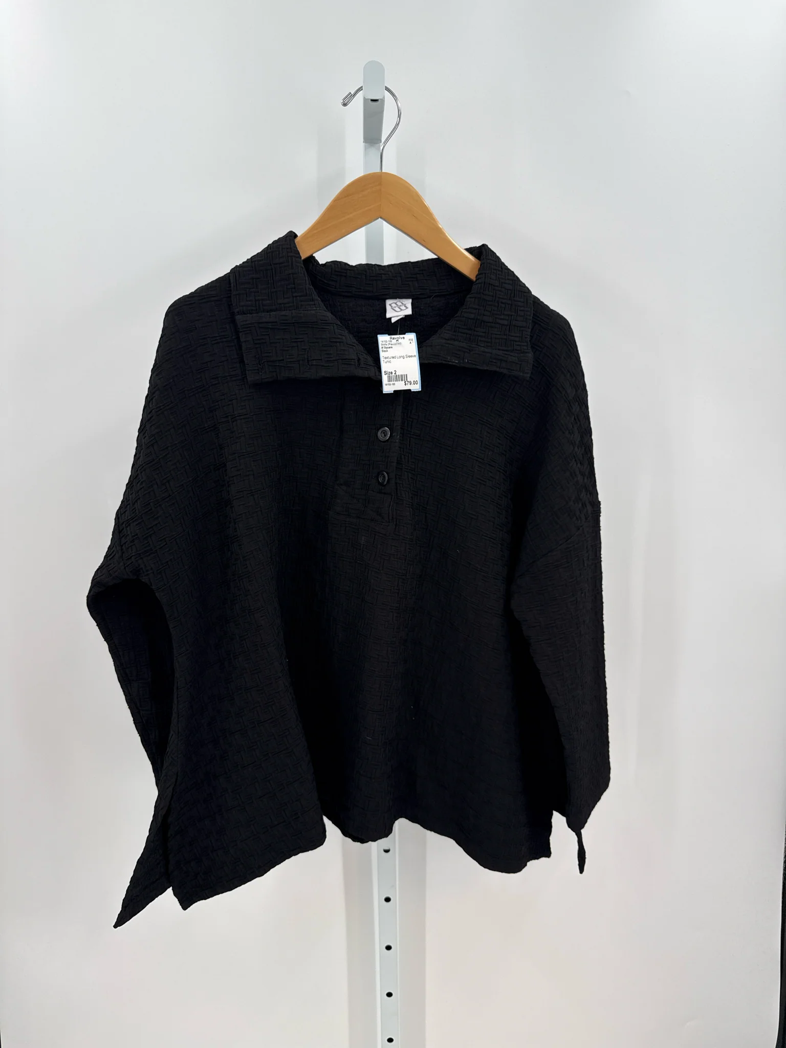 M Square Size 2 Shirts (Pre-owned)