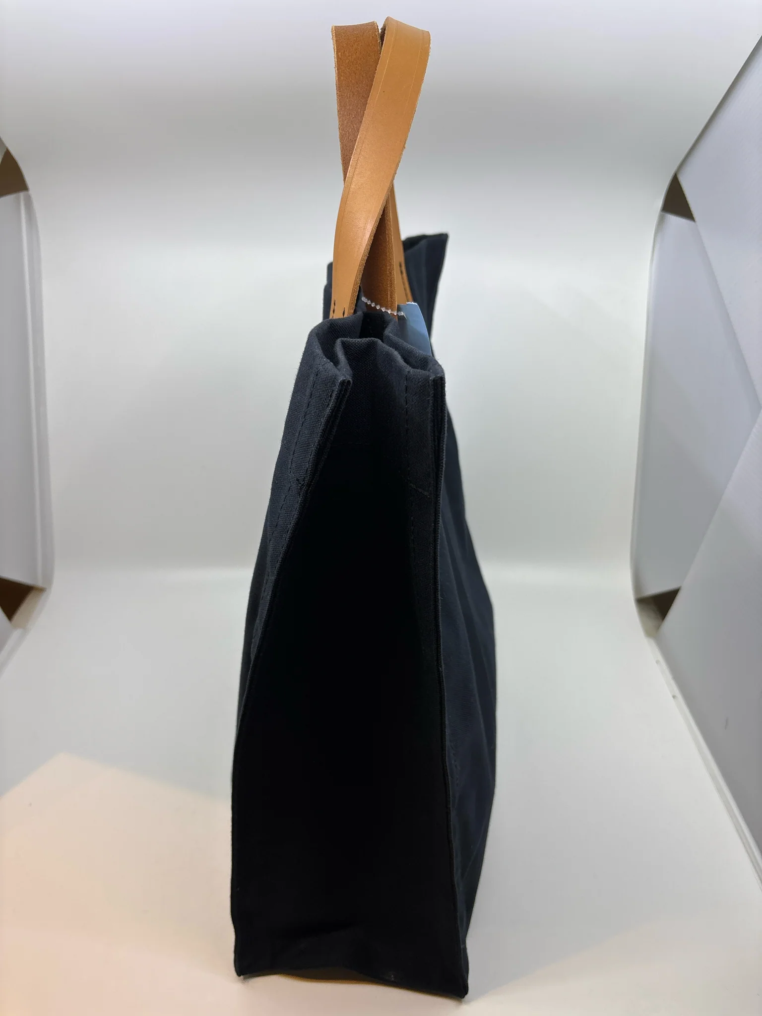 Maharam Handbags (Pre-owned) - Image 2