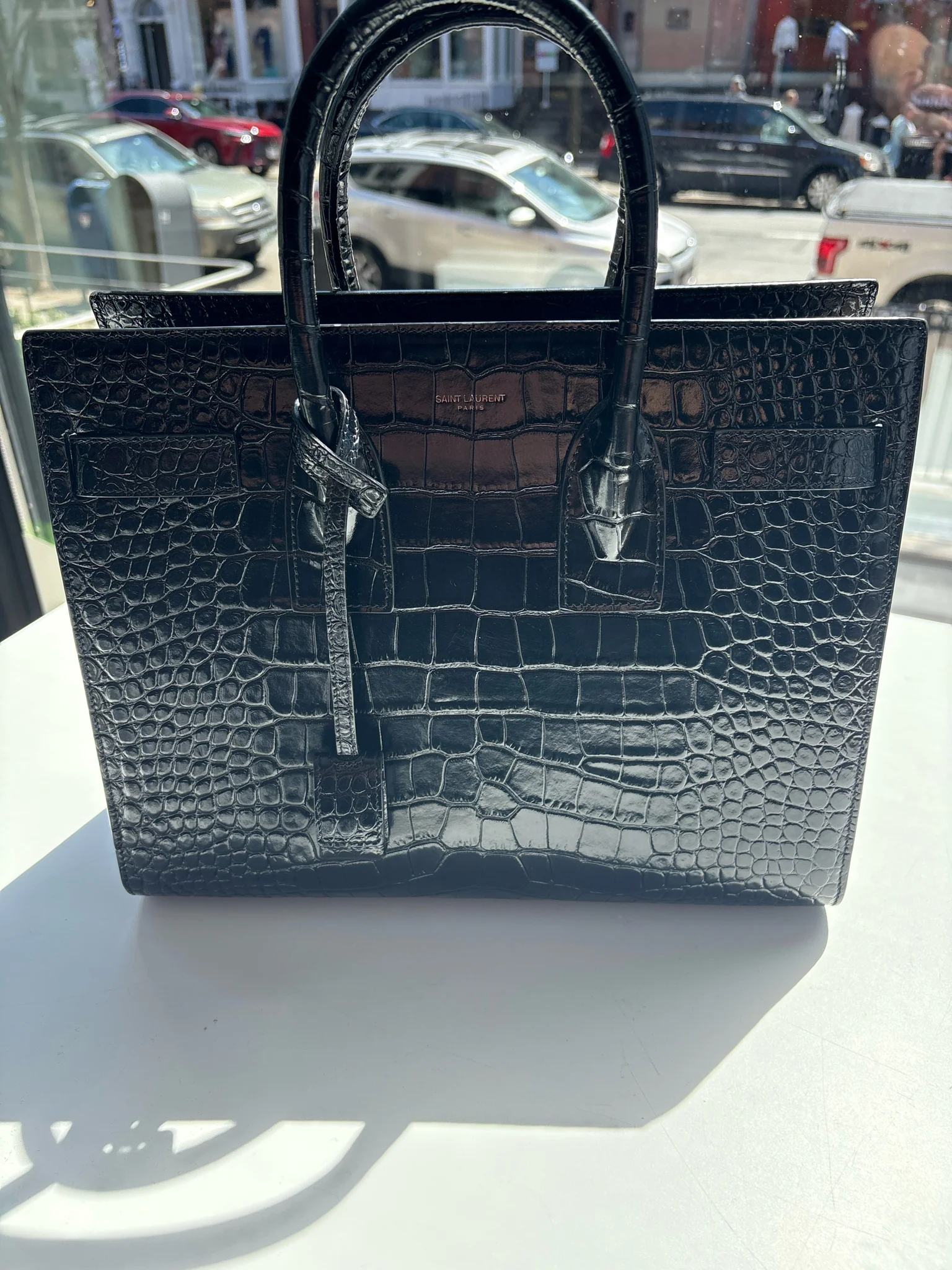 Saint Laurent Handbags (Pre-owned)