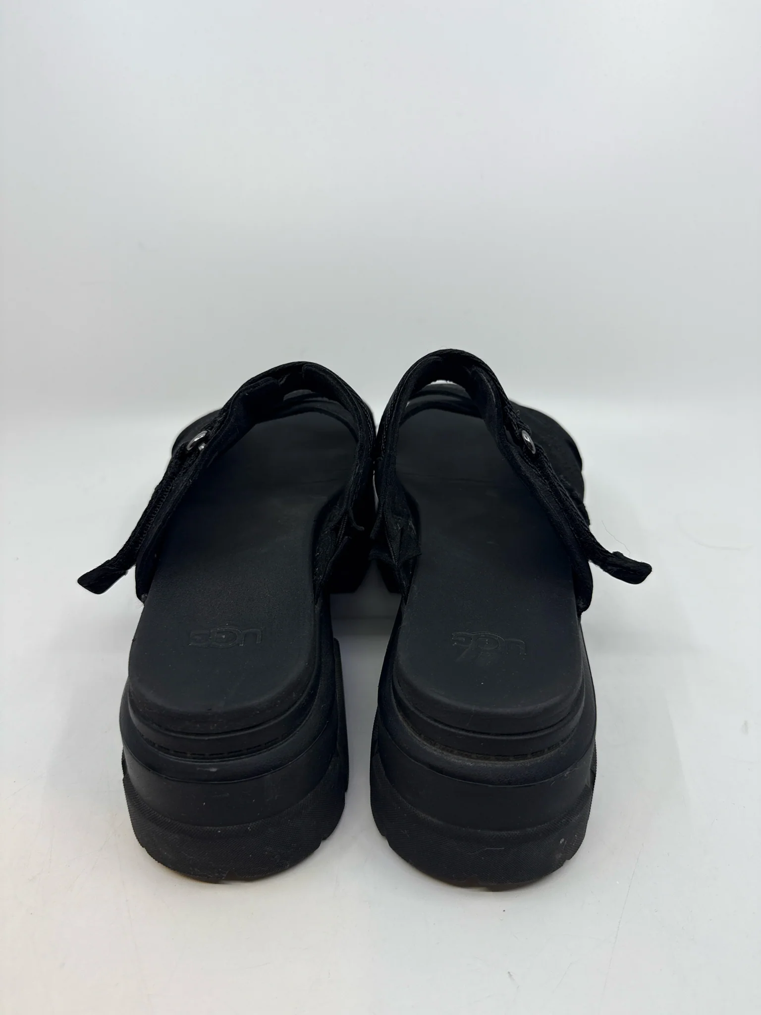 UGG Size 7 Shoes (Pre-owned) - Image 2